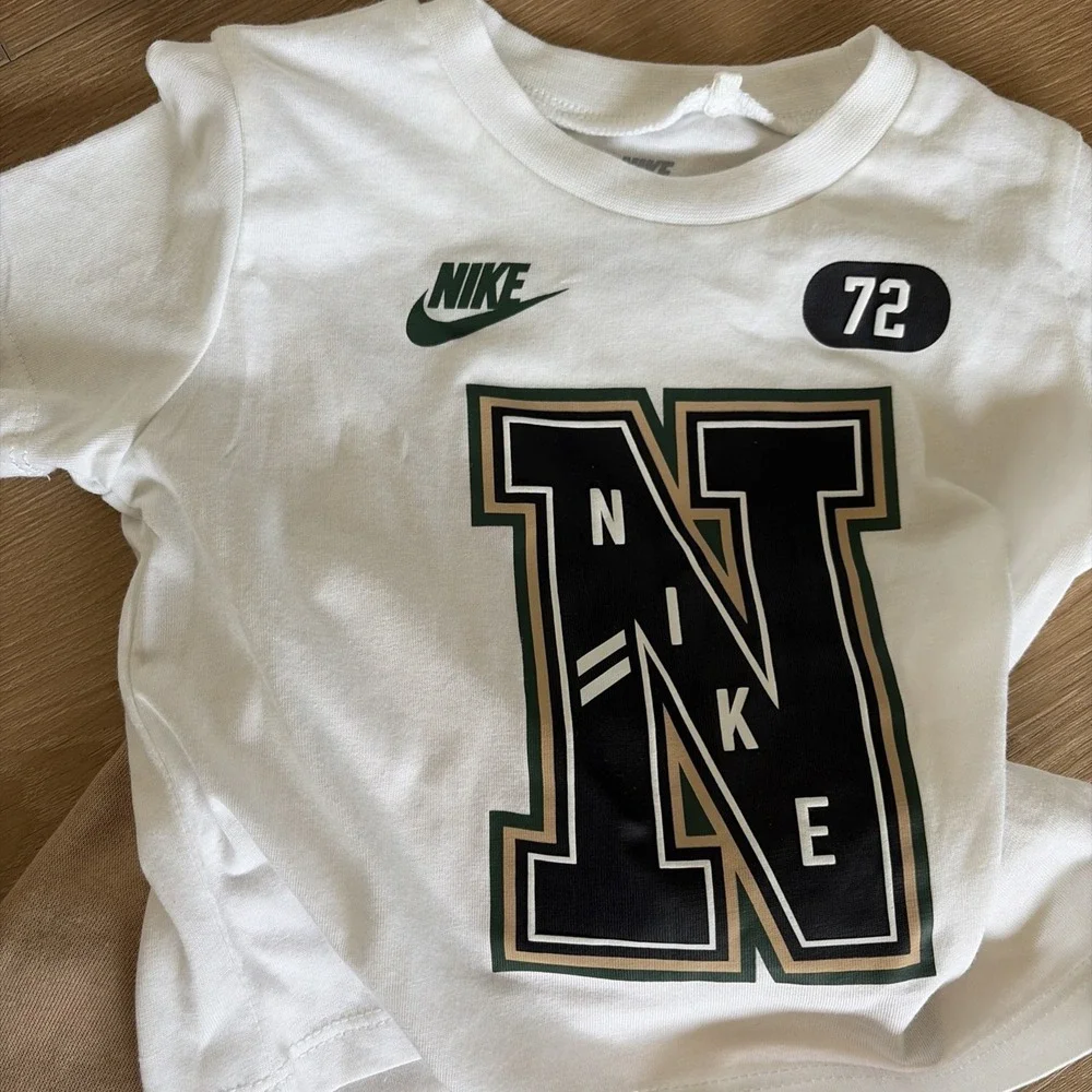 Nike Baby Boys Short Sleeve Shirt Jogger Pants, 2 pc Outfit, 12 Months Set NWT